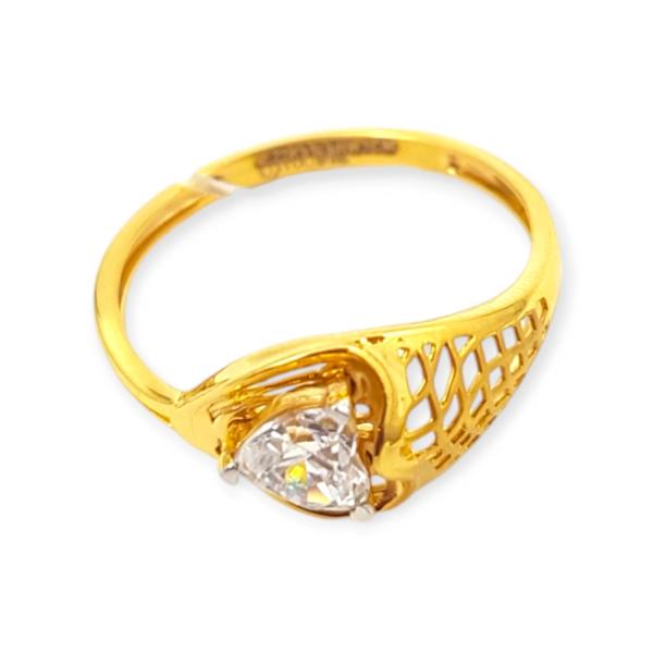 Gold Ladies Ring with Beautiful Design and Heart Shape Stone